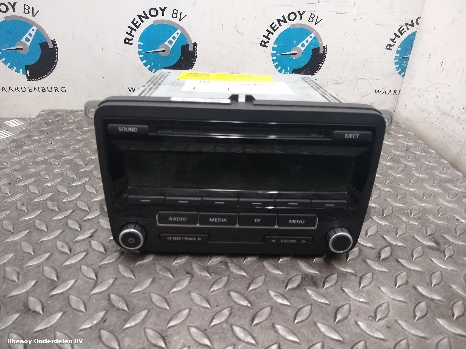 View Auto part A/V Equipment VOLKSWAGEN PASSAT 2011