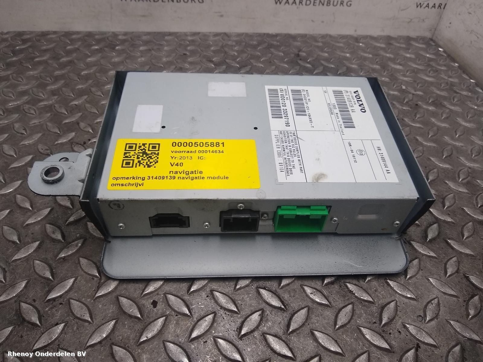 View Auto part SAT_NAV_UNIT VOLVO V40 2013