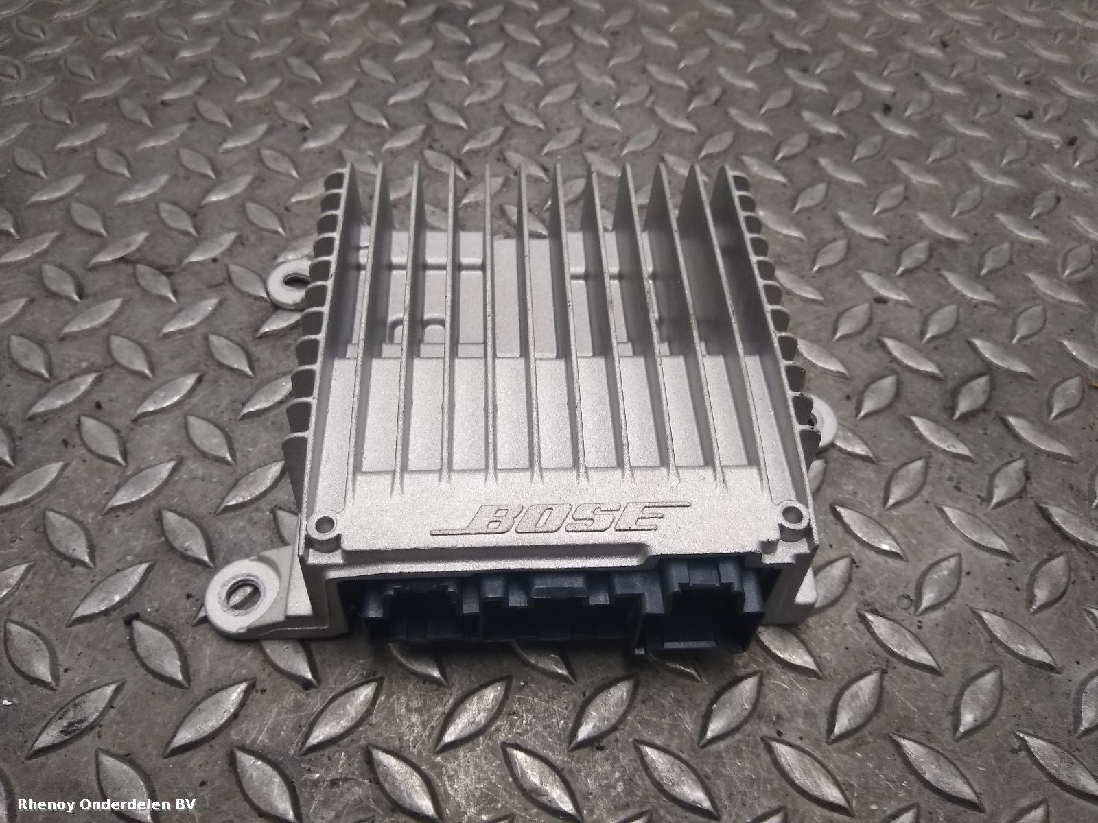 Bekijk Auto-onderdeel VERSTERKER UNIT AUDIO RENAULT MEGANE 2012