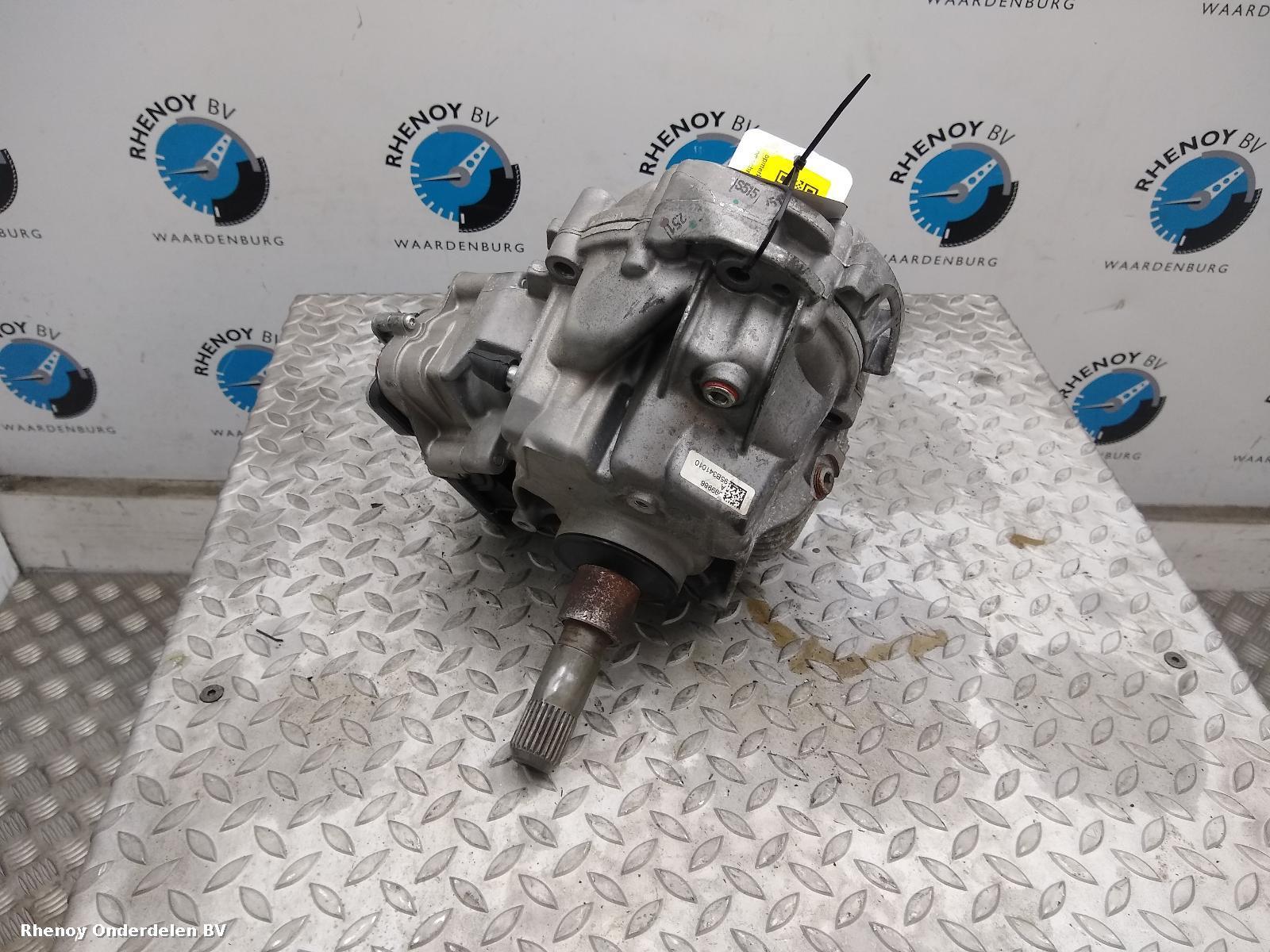 2016 PORSCHE MACAN TUSSENBAK View Auto part TUSSENBAK PORSCHE MACAN 2016