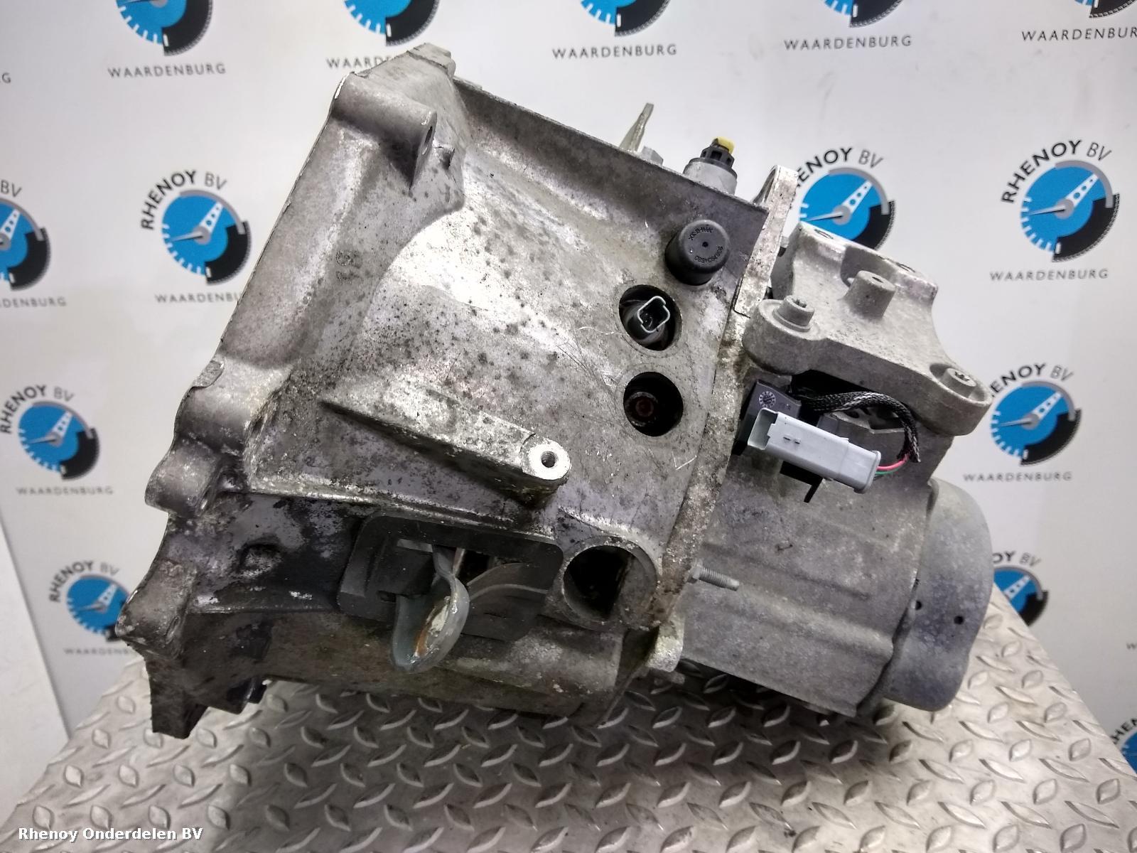 2012 PEUGEOT 208 TRANSMISSIE / VERSNELLINGSBAK View Auto part TRANSMISSIE / VERSNELLINGSBAK PEUGEOT 208 2012