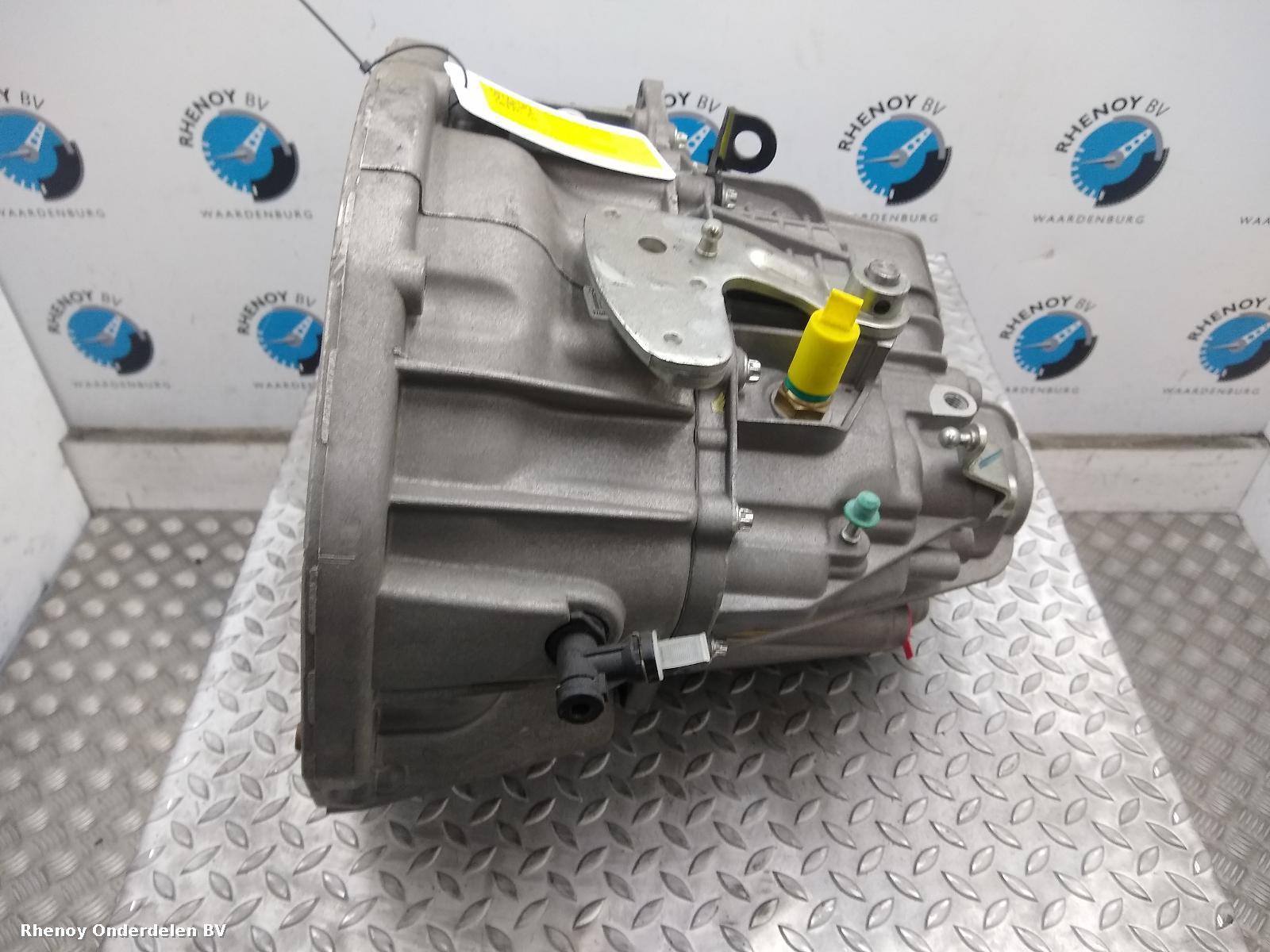 2007 RENAULT LAGUNA TRANSMISSIE / VERSNELLINGSBAK View Auto part TRANSMISSIE / VERSNELLINGSBAK RENAULT LAGUNA 2007