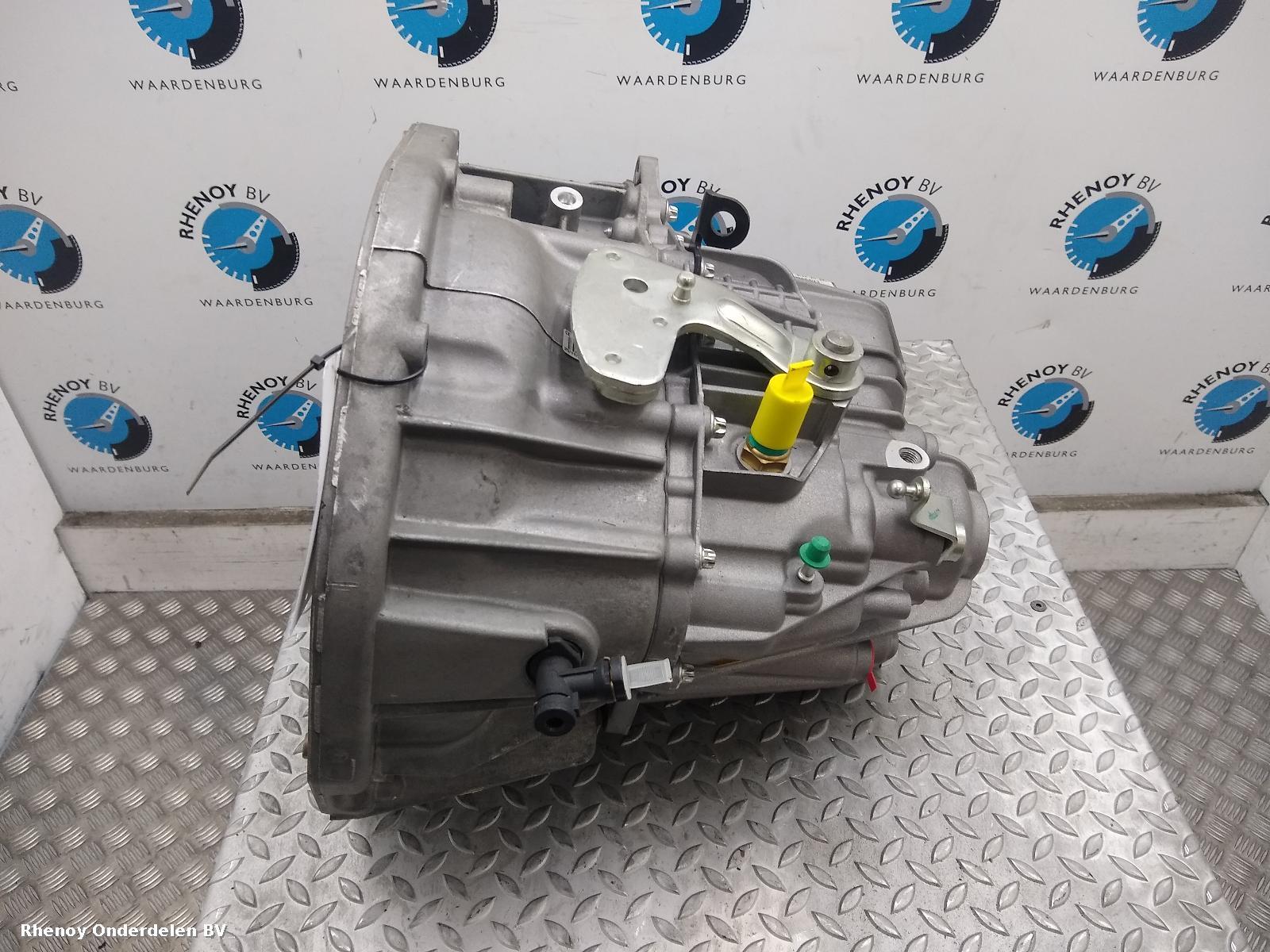 2007 RENAULT LAGUNA TRANSMISSIE / VERSNELLINGSBAK View Auto part TRANSMISSIE / VERSNELLINGSBAK RENAULT LAGUNA 2007