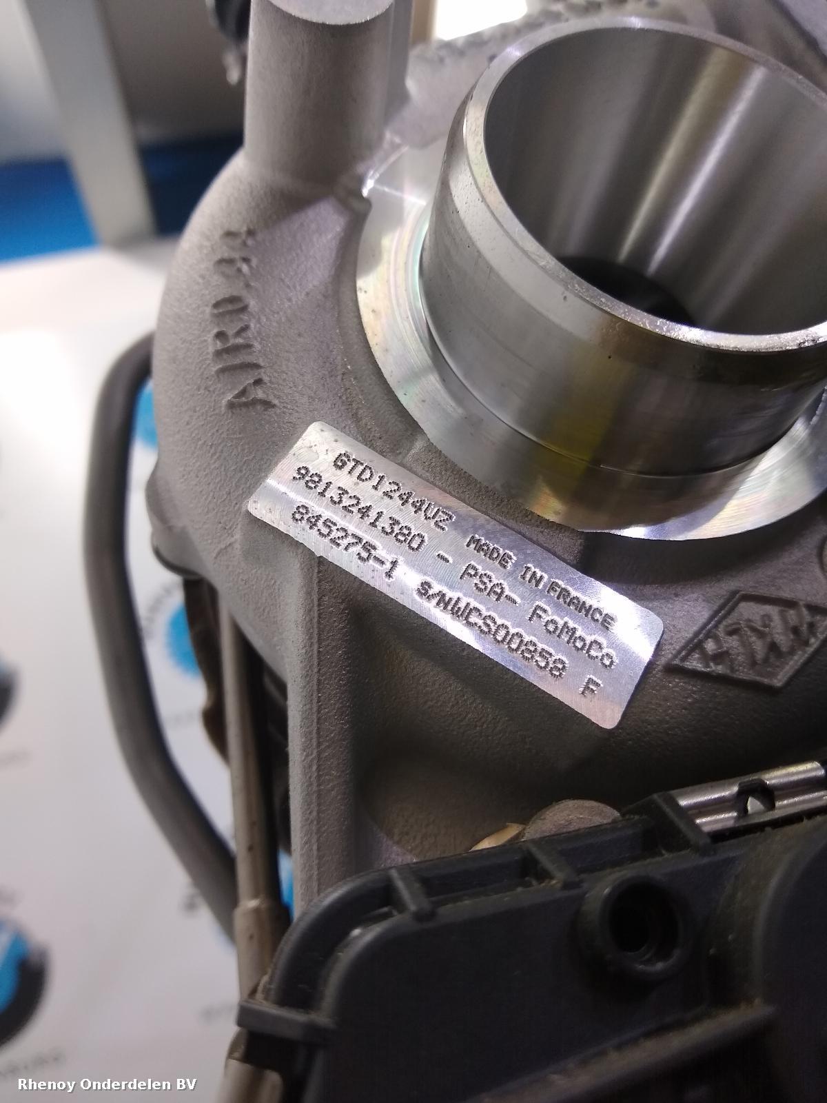 2019 FORD FOCUS TURBO View Auto part TURBO FORD FOCUS 2019