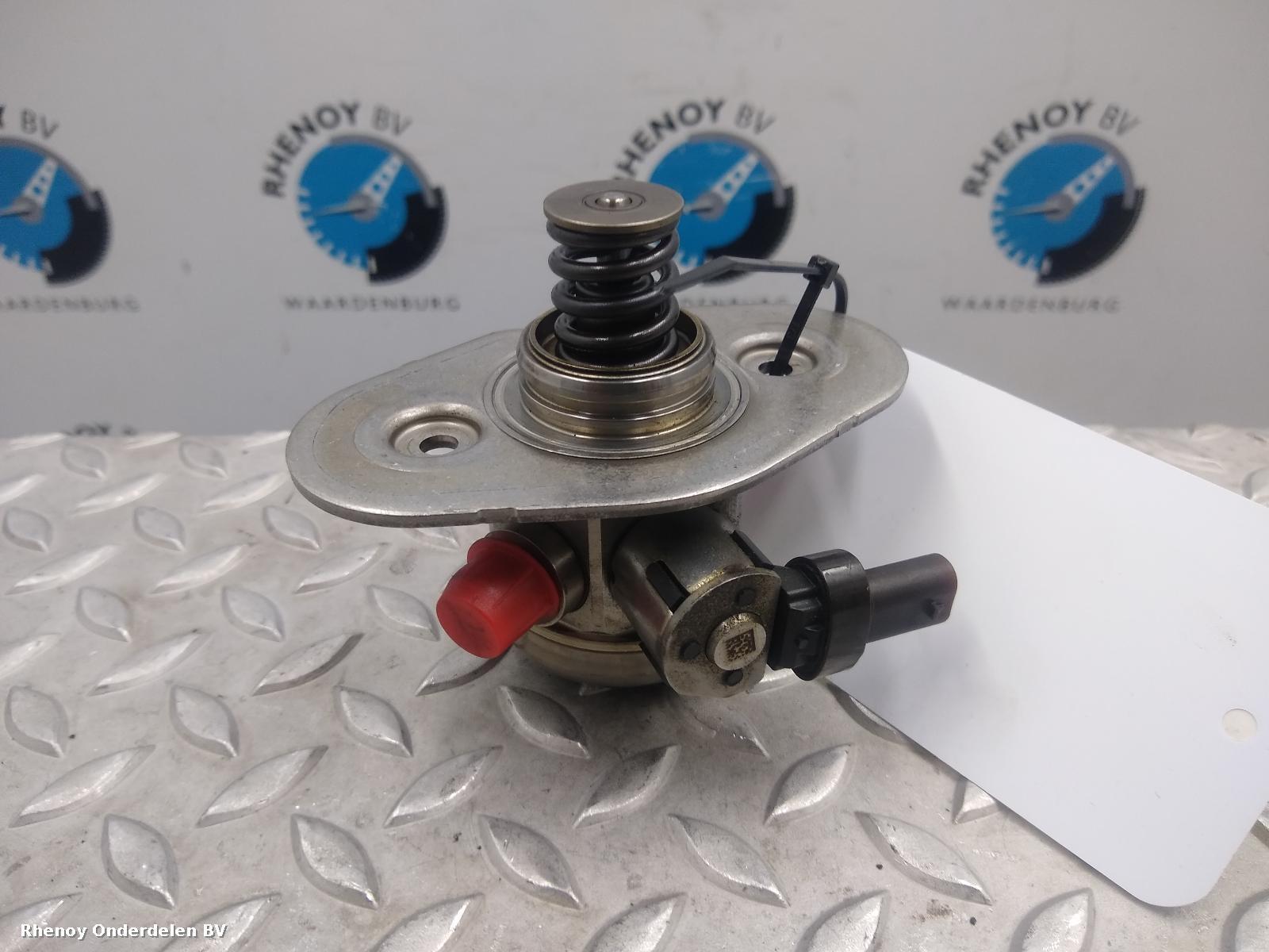 Bekijk Auto-onderdeel BRANDSTOF POMP VOOR DE INJECTOR BMW 3 SERIES 2015