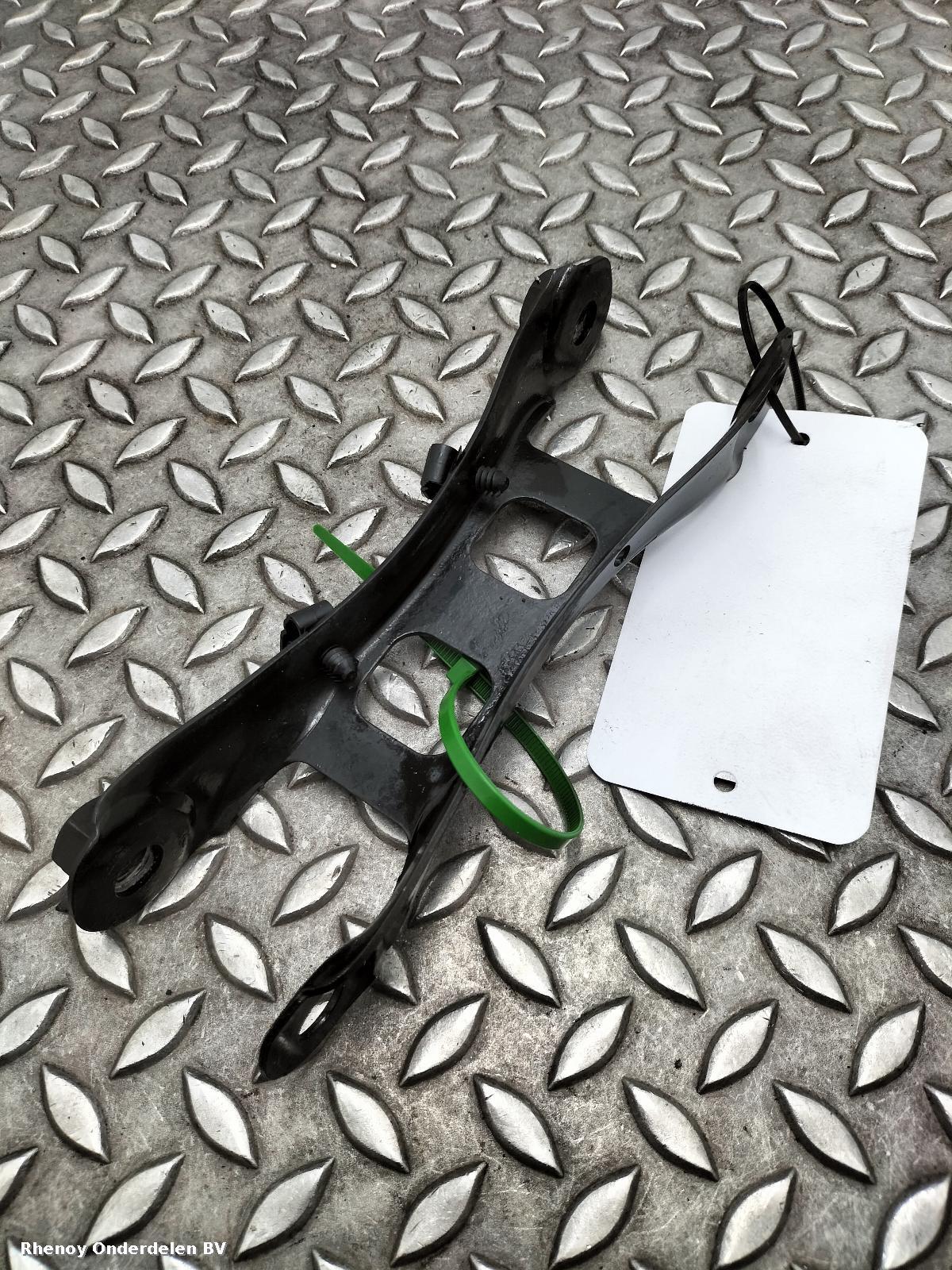 2015 BMW I3 DRAAGARM BOVEN LA View Auto part DRAAGARM BOVEN LA BMW I3 2015