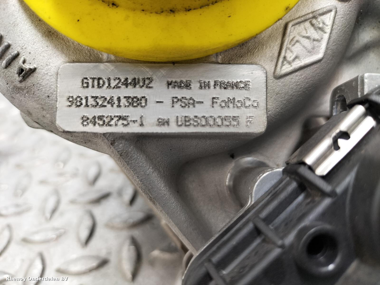 2019 FORD FOCUS TURBO View Auto part TURBO FORD FOCUS 2019