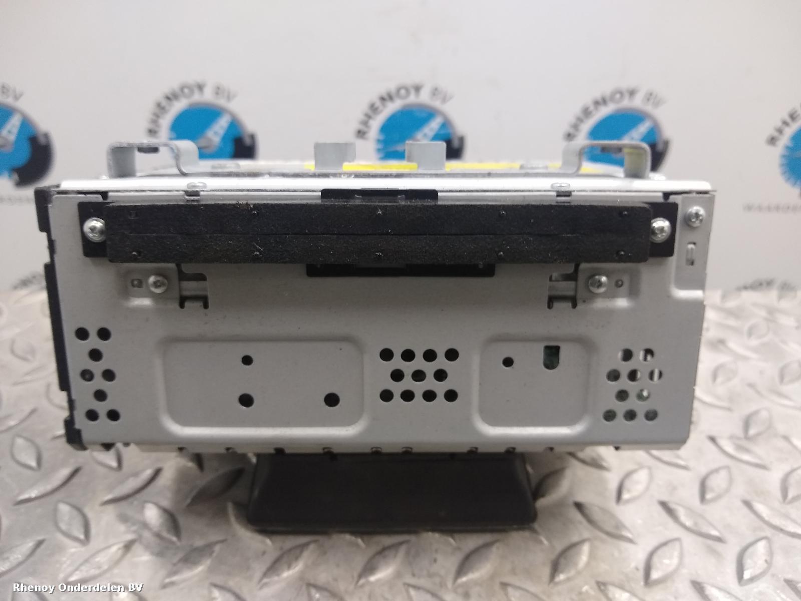 Bekijk Auto-onderdeel RADIO FORD KUGA 2015