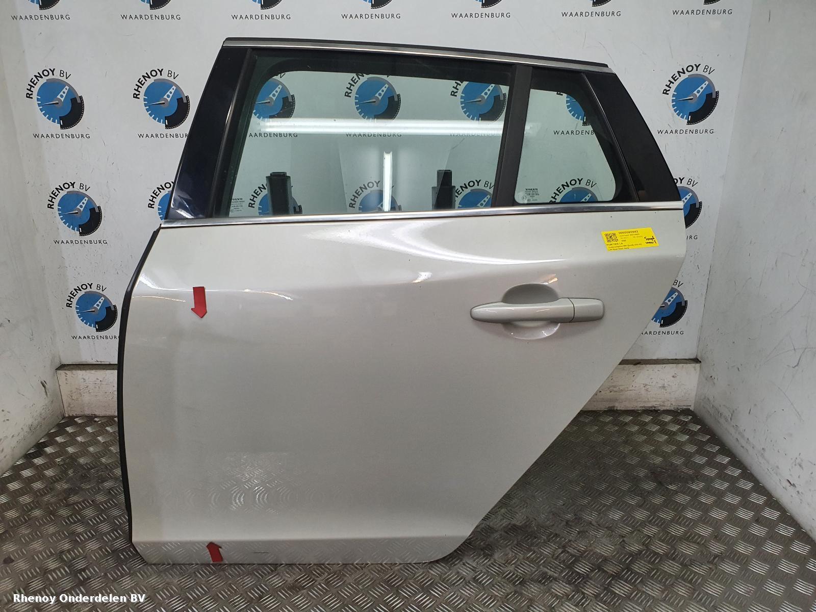 Bekijk Auto-onderdeel PORTIER LA  VOLVO V60 2011
