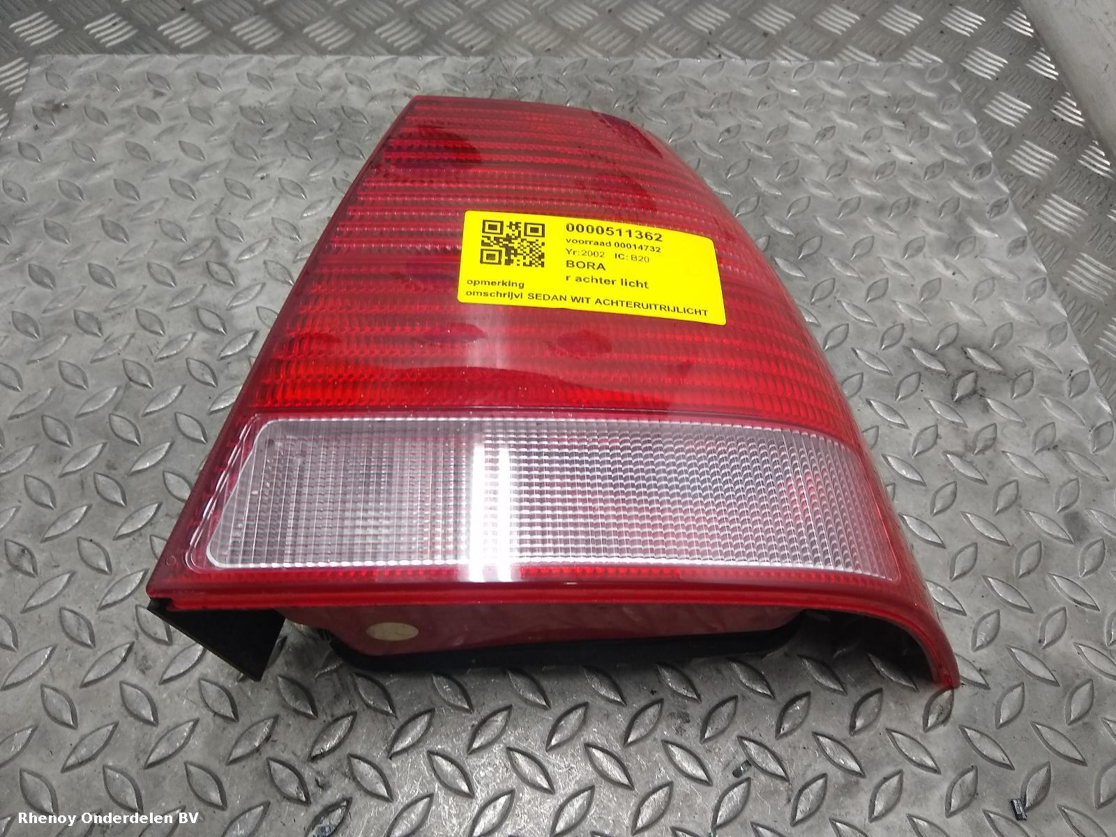 View Auto part R Taillight VOLKSWAGEN BORA 2002