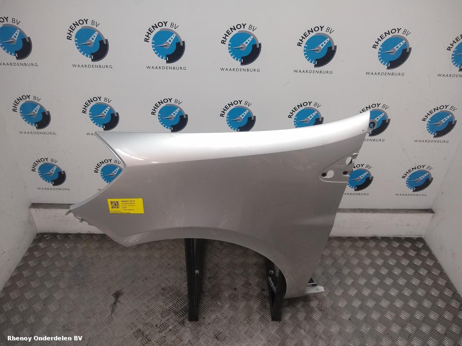 Bekijk Auto-onderdeel VOORSCHERM L RENAULT CLIO 2013