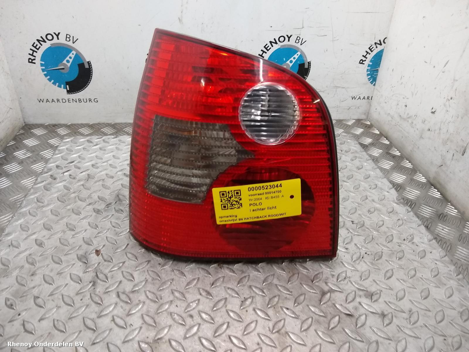 Bekijk Auto-onderdeel ACHTERLICHT L VOLKSWAGEN POLO 2004