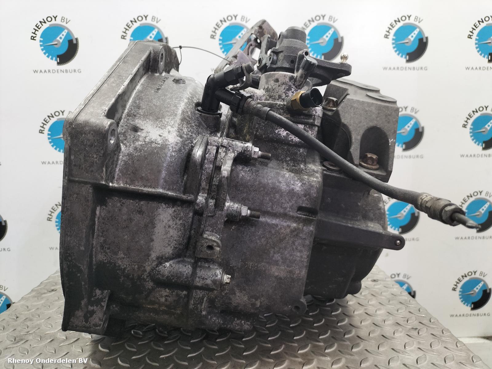 View Auto part TRANSMISSIE / VERSNELLINGSBAK SAAB 93 2006