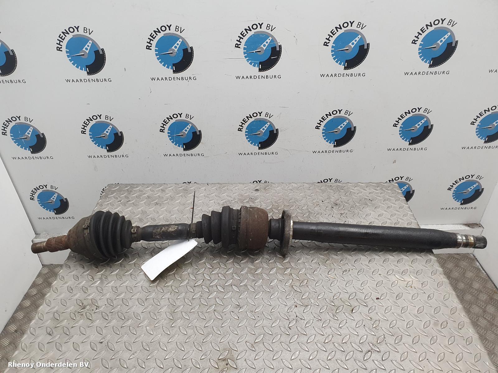 Bekijk Auto-onderdeel AANDRIJFAS R SAAB 93 2006