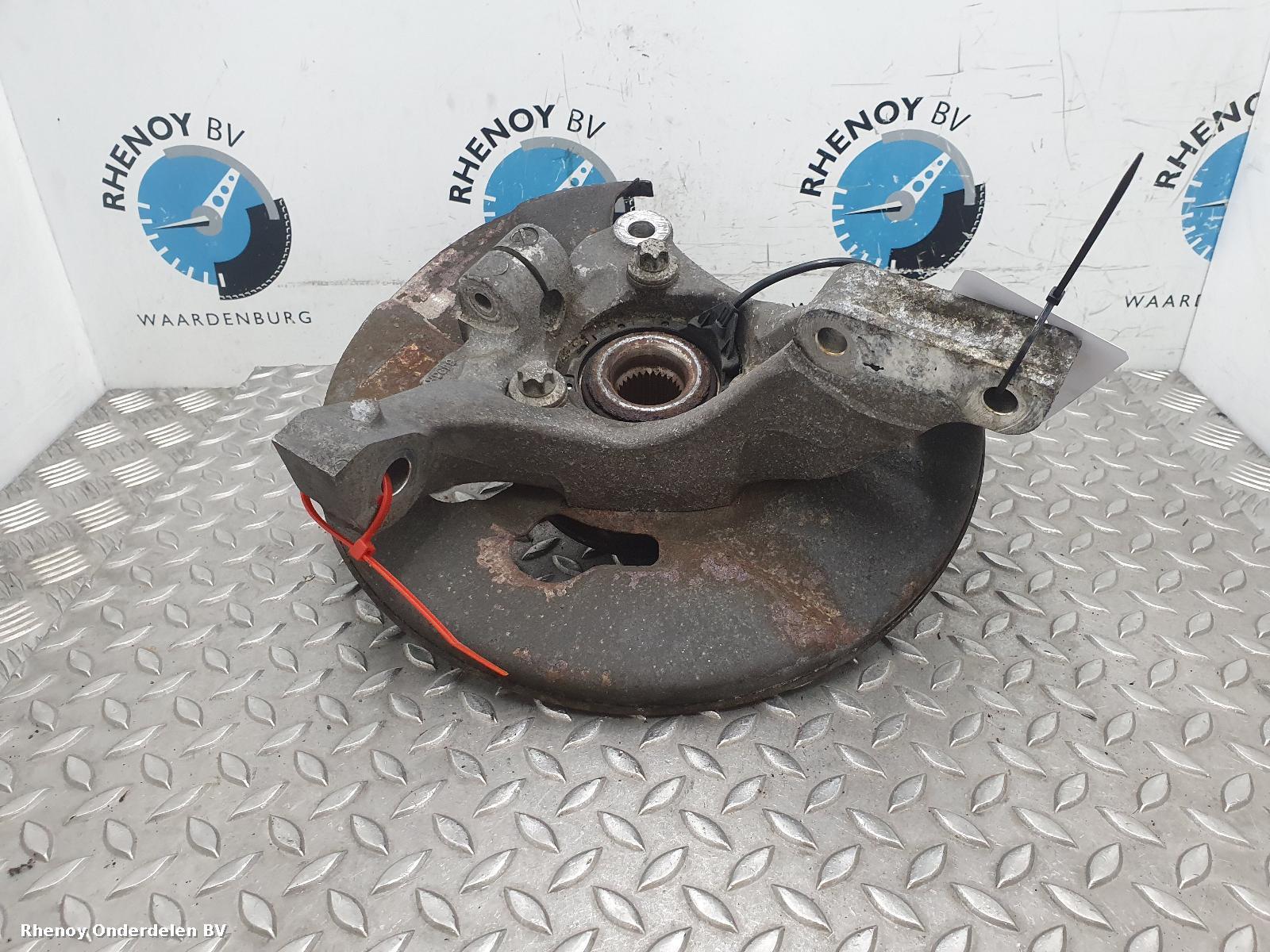 Bekijk Auto-onderdeel FUSEE RV SAAB 93 2006