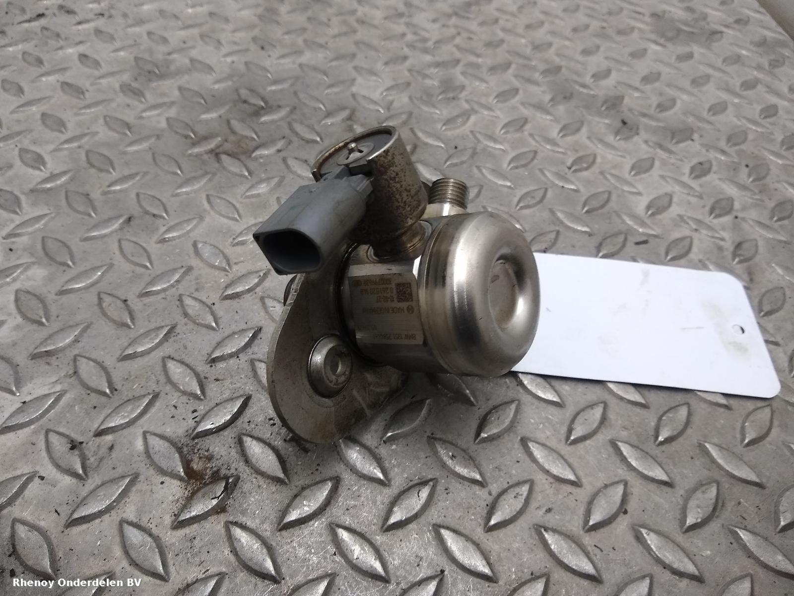 Bekijk Auto-onderdeel BRANDSTOF POMP VOOR DE INJECTOR BMW 3 SERIES 2013