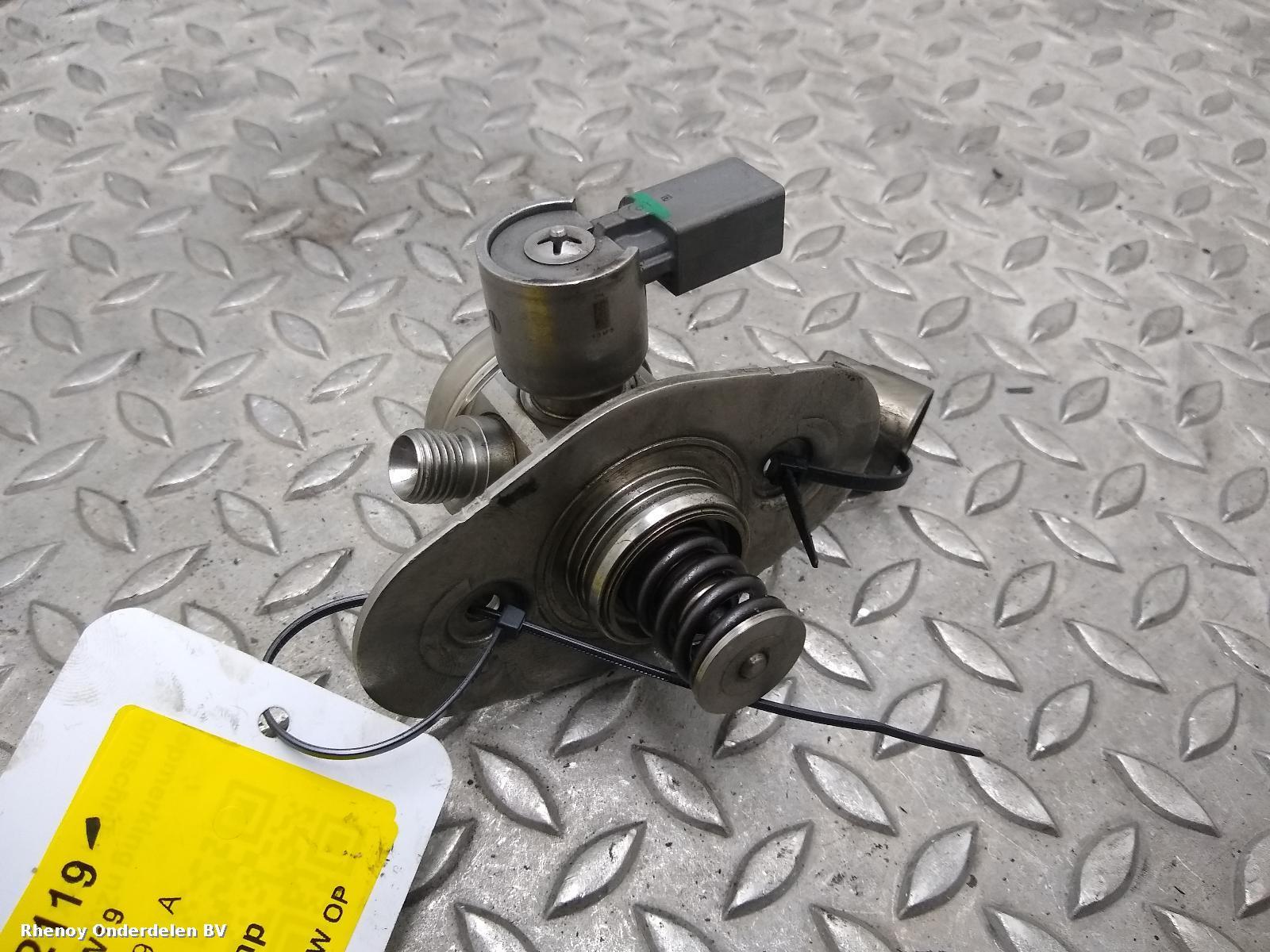 Bekijk Auto-onderdeel BRANDSTOF POMP VOOR DE INJECTOR BMW 3 SERIES 2013