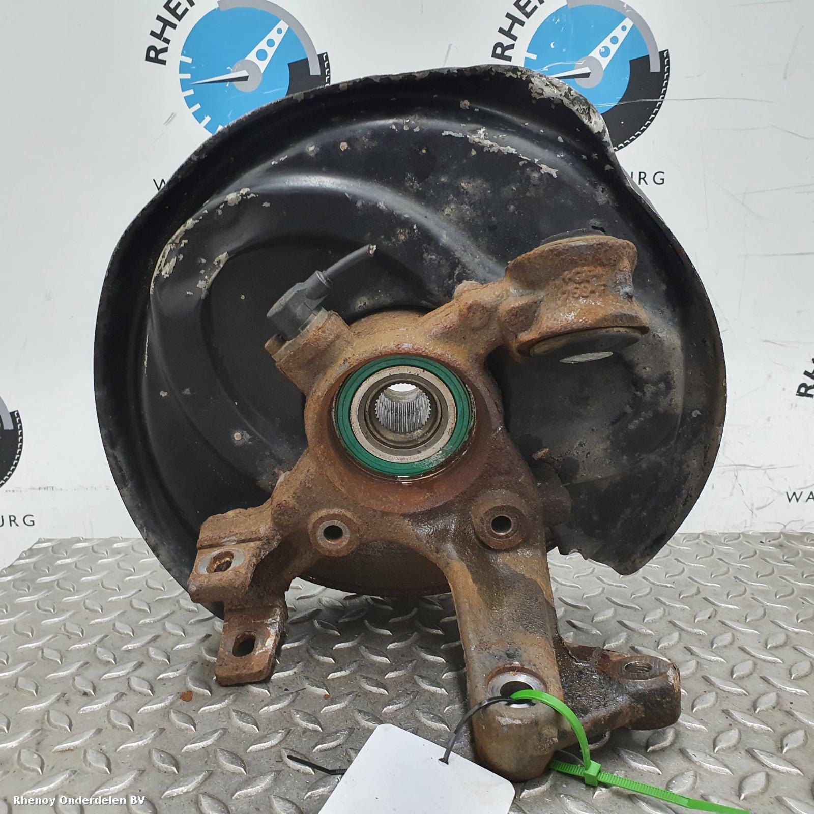2005 AUDI A4 FUSEE LA View Auto part FUSEE LA AUDI A4 2005