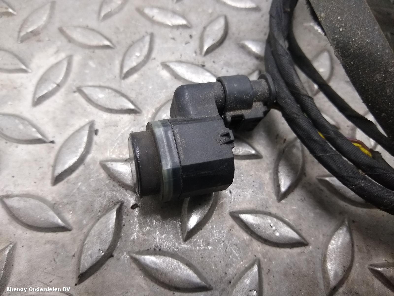 Bekijk Auto-onderdeel SENSOR PARKEREN (PDC) BMW 5 SERIES 2011