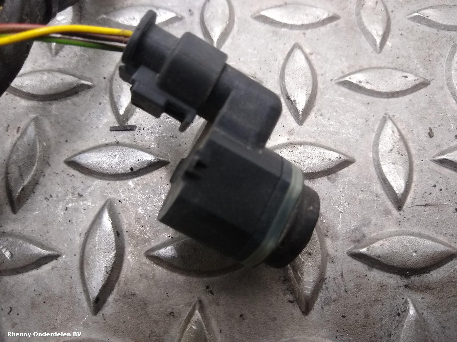 Bekijk Auto-onderdeel SENSOR PARKEREN (PDC) BMW 5 SERIES 2011