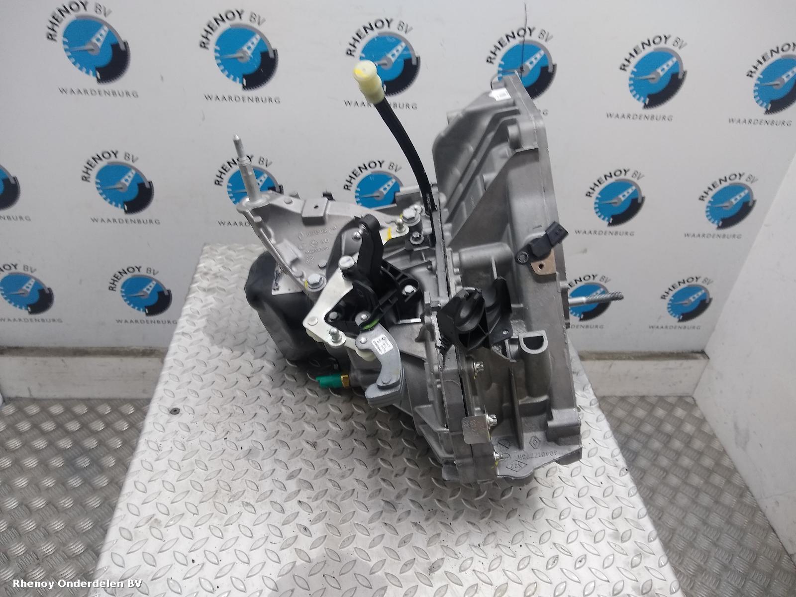 View Auto part TRANSMISSIE / VERSNELLINGSBAK DACIA DUSTER 2019