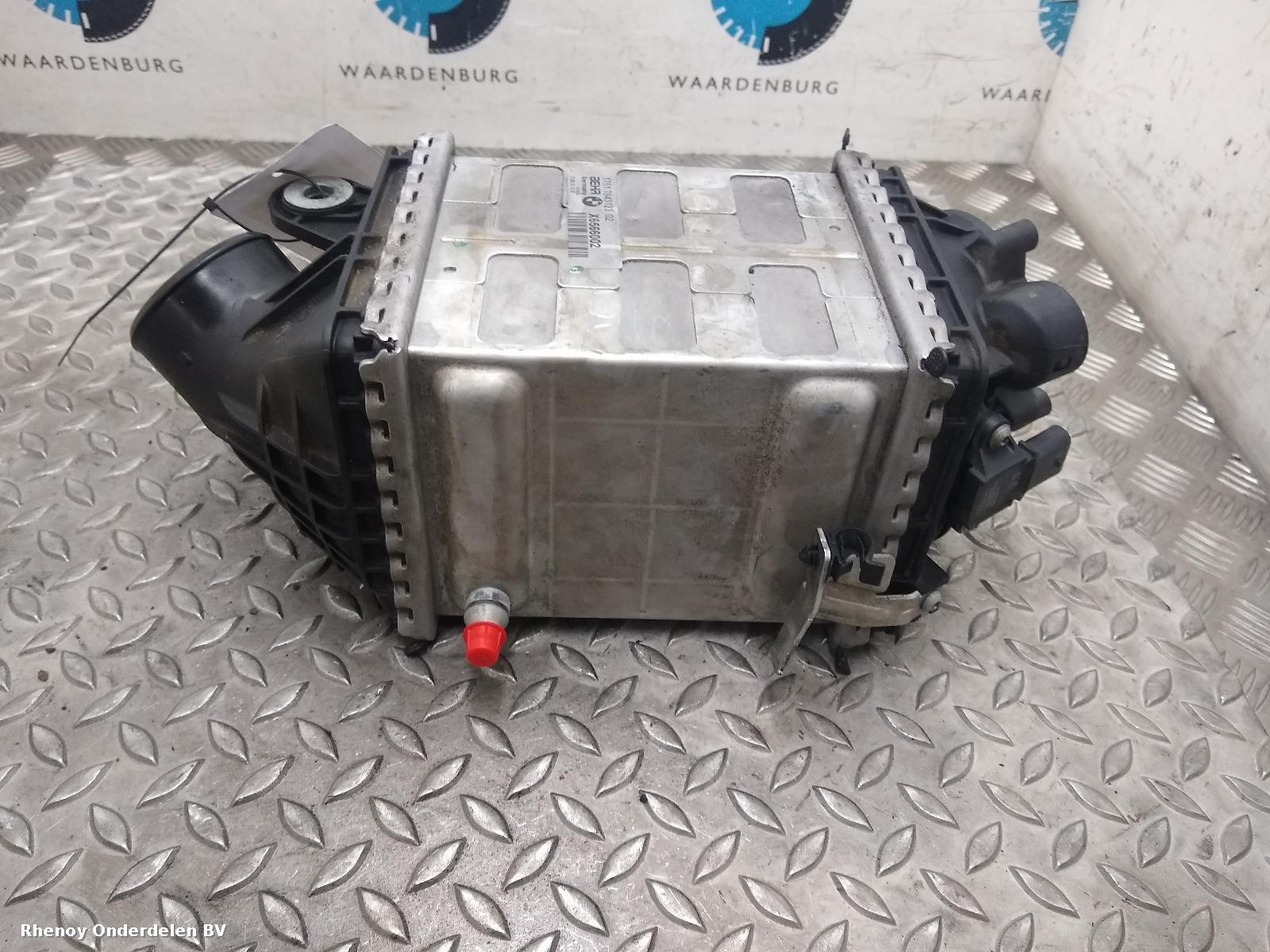 Bekijk Auto-onderdeel INTERKOELER BMW 6 SERIES 2016