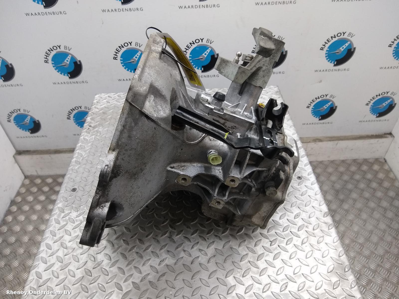 2005 OPEL / VAUXHALL AGILA TRANSMISSIE / VERSNELLINGSBAK View Auto part TRANSMISSIE / VERSNELLINGSBAK OPEL / VAUXHALL AGILA 2005