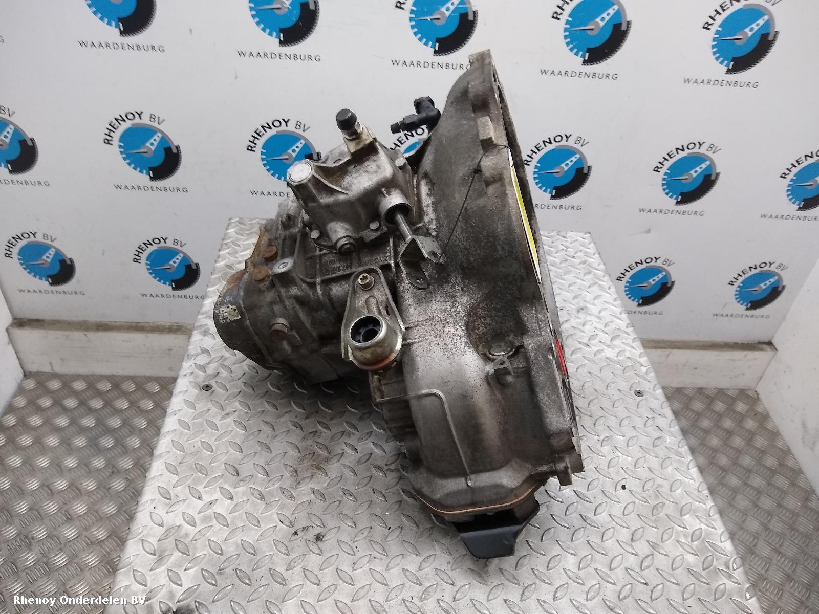 2005 OPEL / VAUXHALL MERIVA TRANSMISSIE / VERSNELLINGSBAK View Auto part TRANSMISSIE / VERSNELLINGSBAK OPEL / VAUXHALL MERIVA 2005