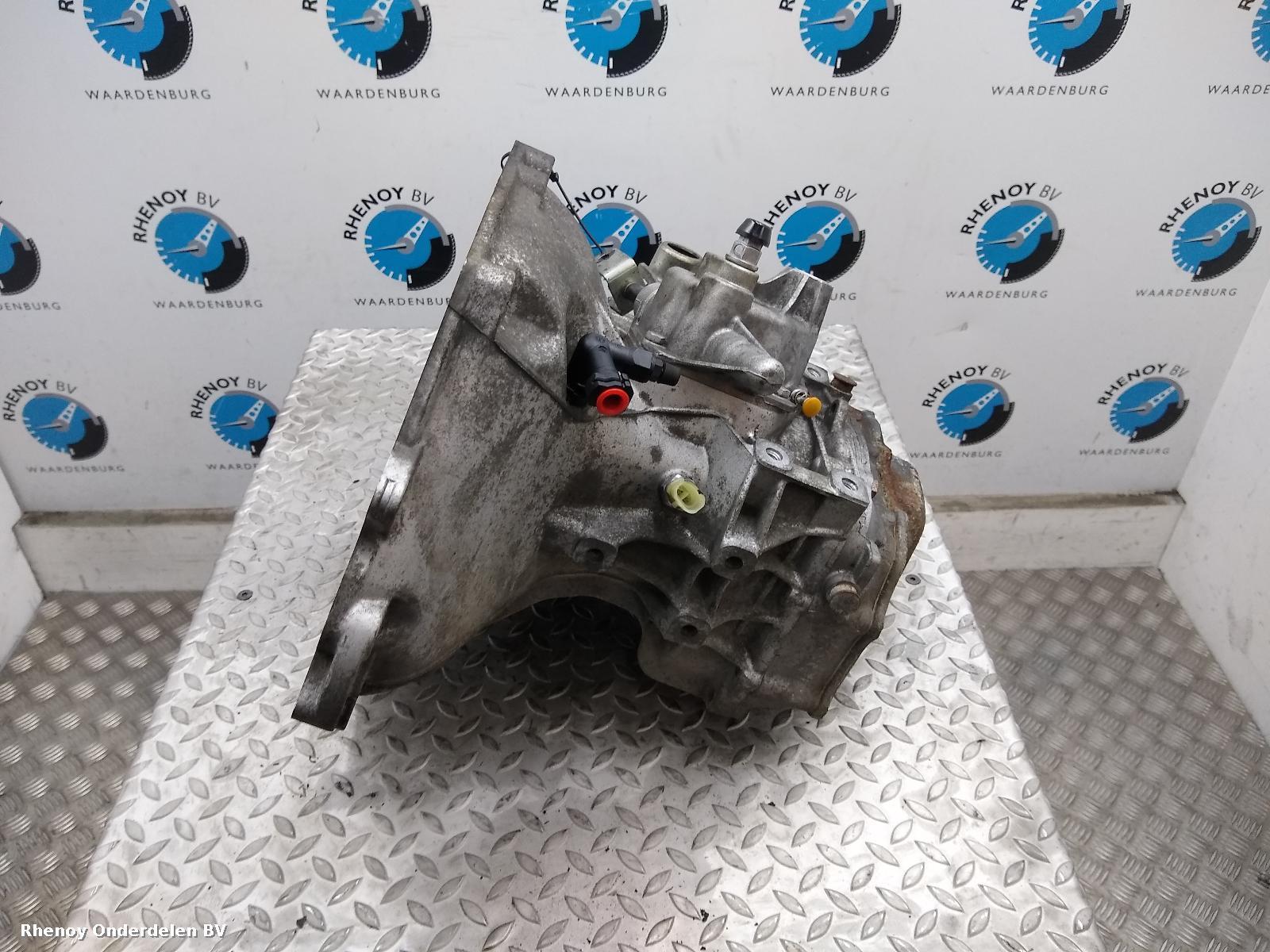 2005 OPEL / VAUXHALL MERIVA TRANSMISSIE / VERSNELLINGSBAK View Auto part TRANSMISSIE / VERSNELLINGSBAK OPEL / VAUXHALL MERIVA 2005