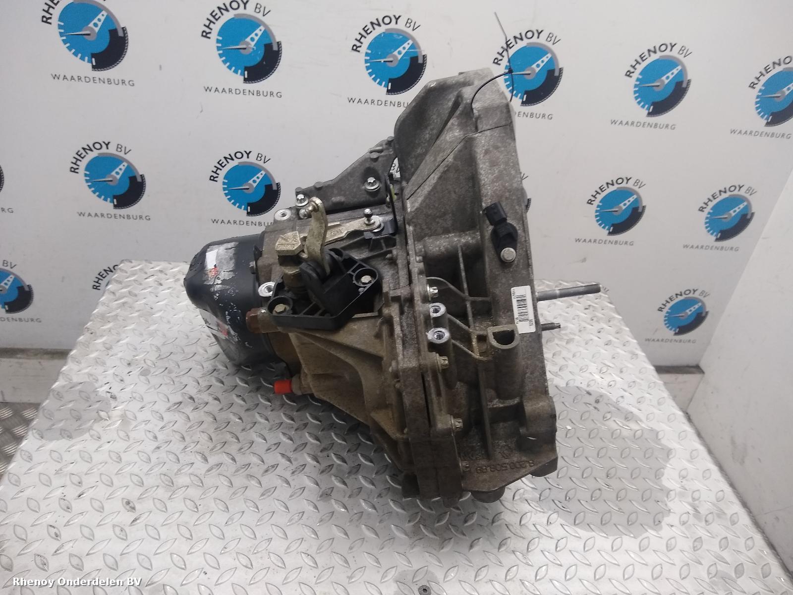 2011 RENAULT CLIO TRANSMISSIE / VERSNELLINGSBAK View Auto part TRANSMISSIE / VERSNELLINGSBAK RENAULT CLIO 2011