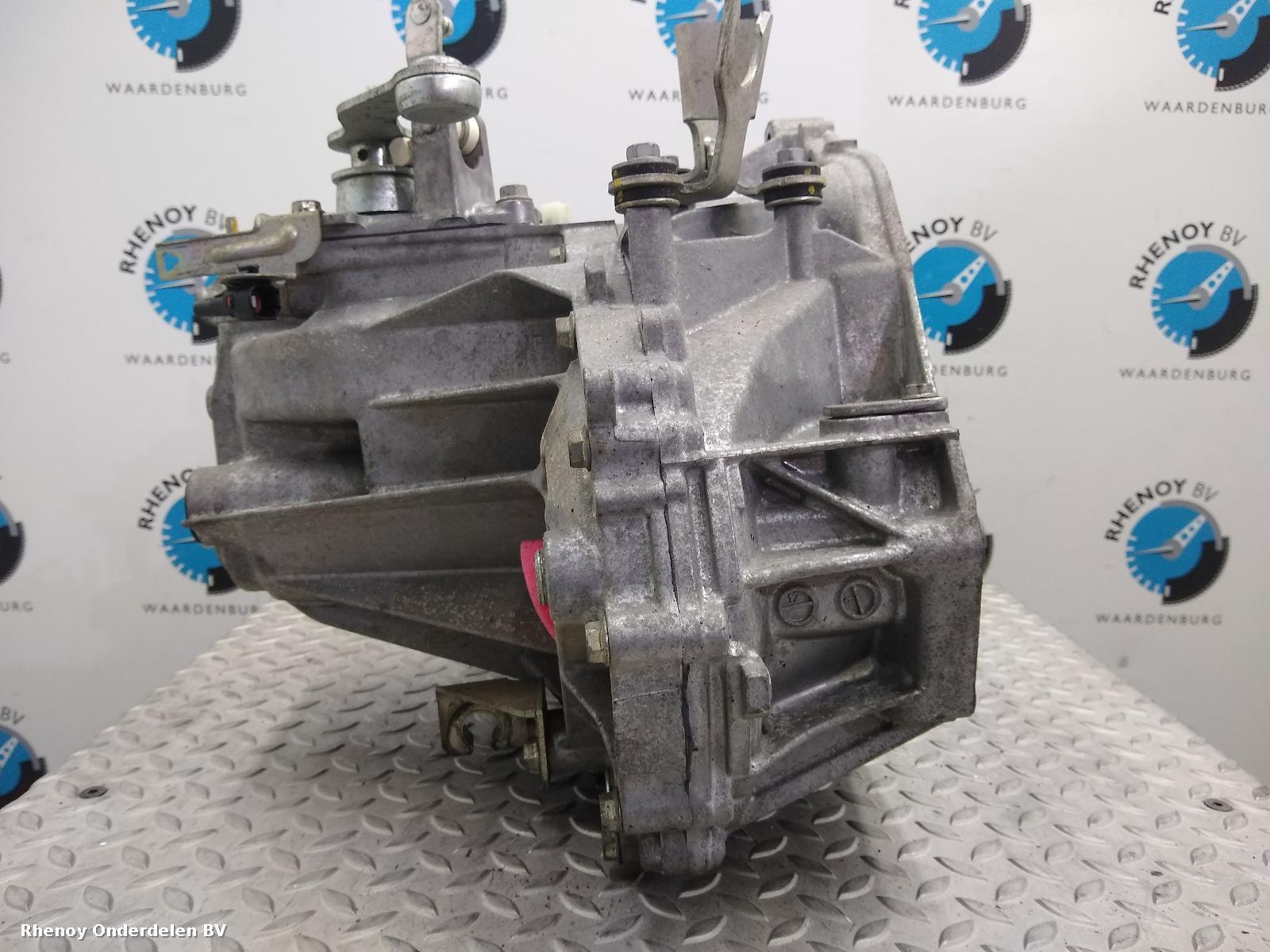 2015 SUZUKI CELERIO Gearbox View Auto part Gearbox SUZUKI CELERIO 2015