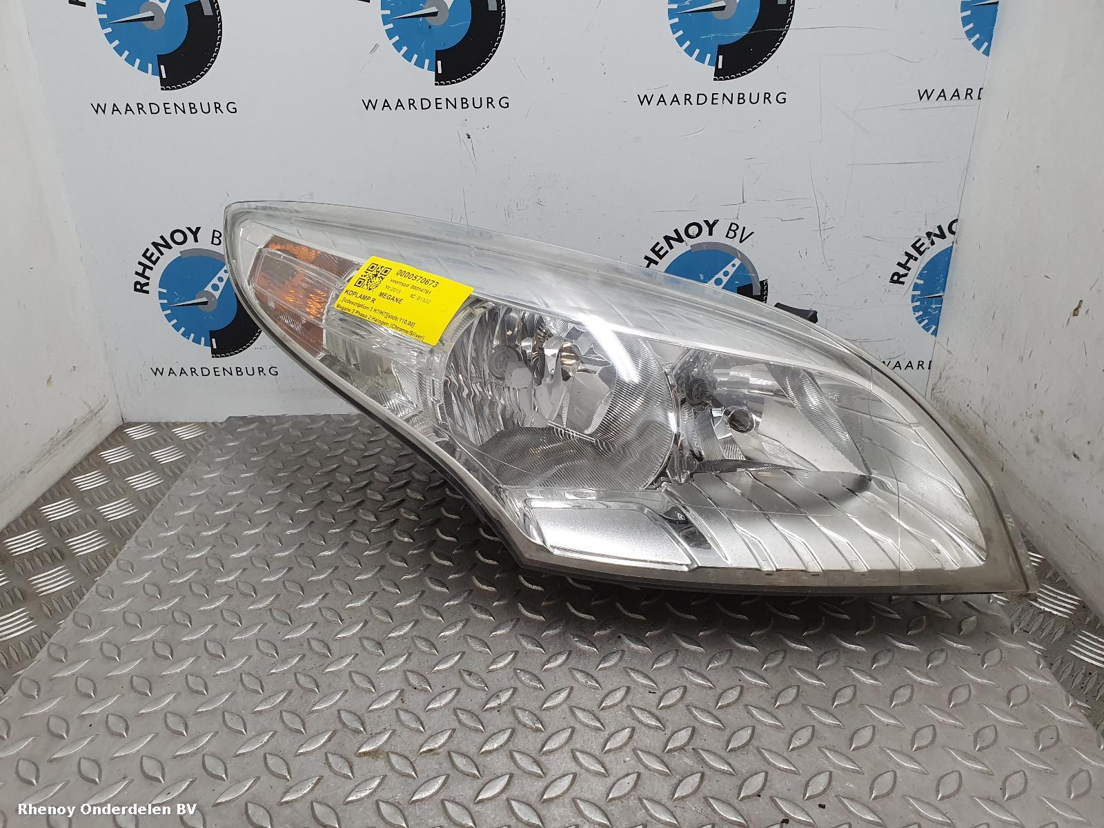 View Auto part R Headlamp RENAULT MEGANE 2013