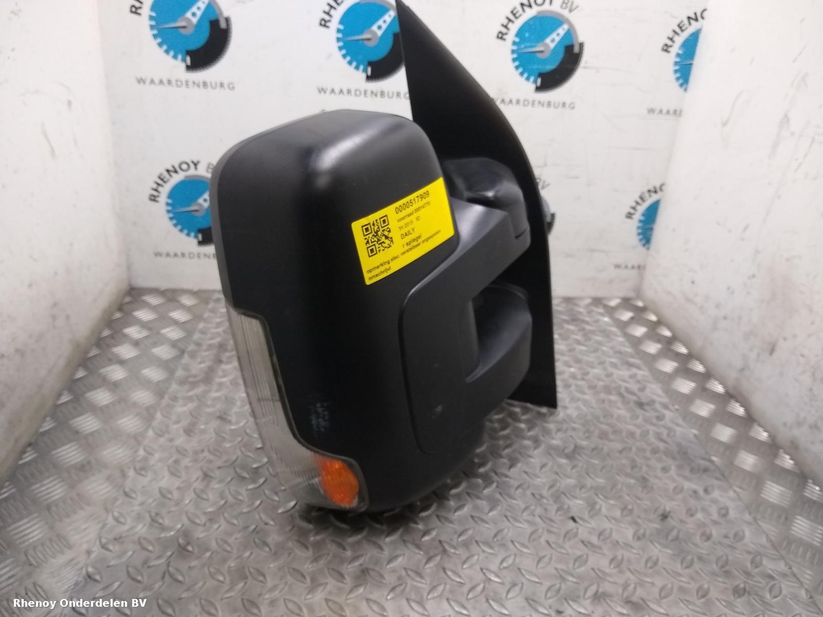 2015 IVECO DAILY SPIEGEL R View Auto part SPIEGEL R IVECO DAILY 2015