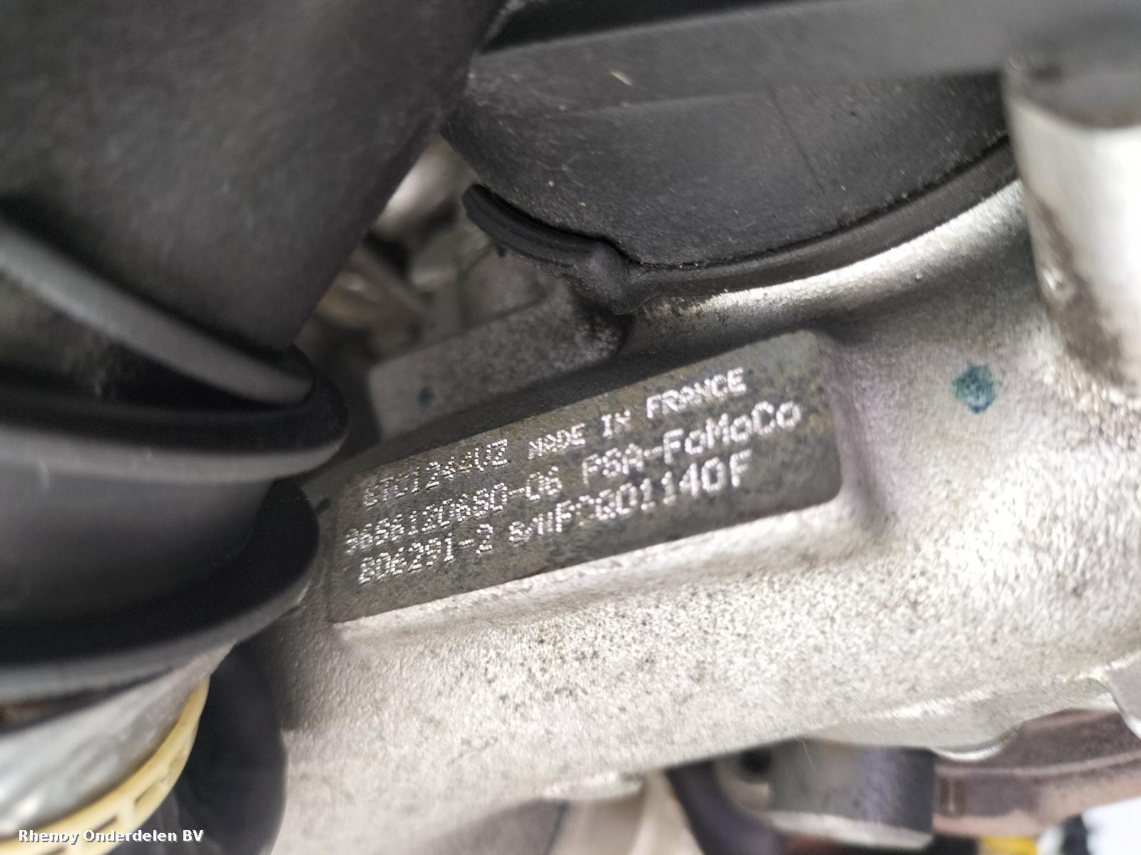 View Auto part Engine VOLVO V40 2012