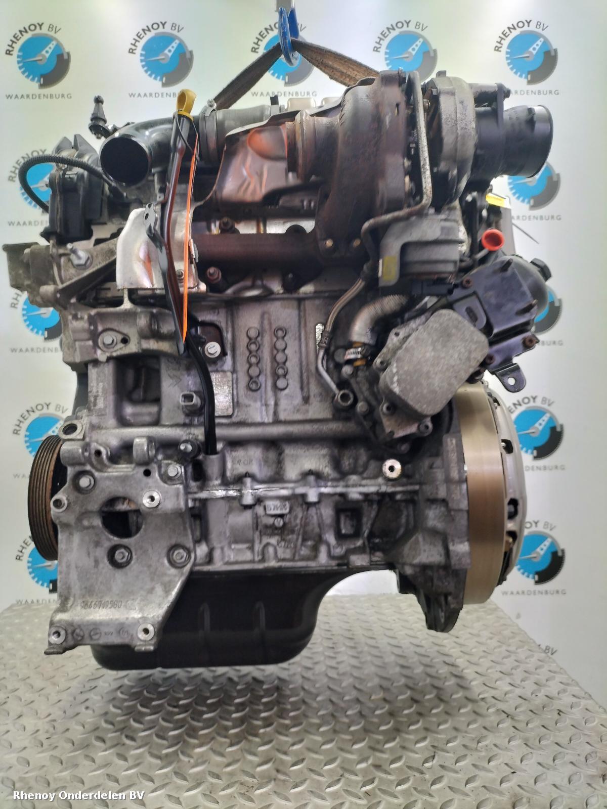 View Auto part Engine VOLVO V40 2012