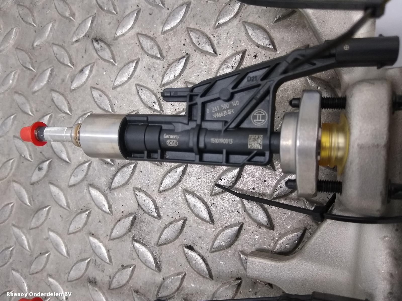 Bekijk Auto-onderdeel BRANDSTOF INJECTOR / VERSTUIVER MINI (BMW) MINI 2016