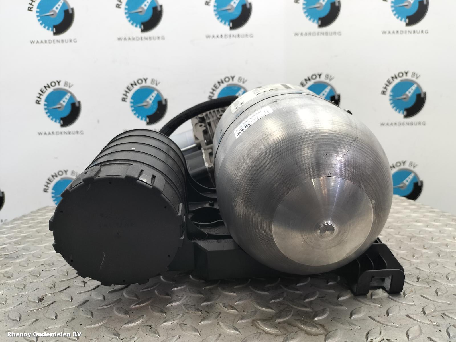 Bekijk Auto-onderdeel COMPRESSOR LUCHTVERING JAGUAR XF 2013