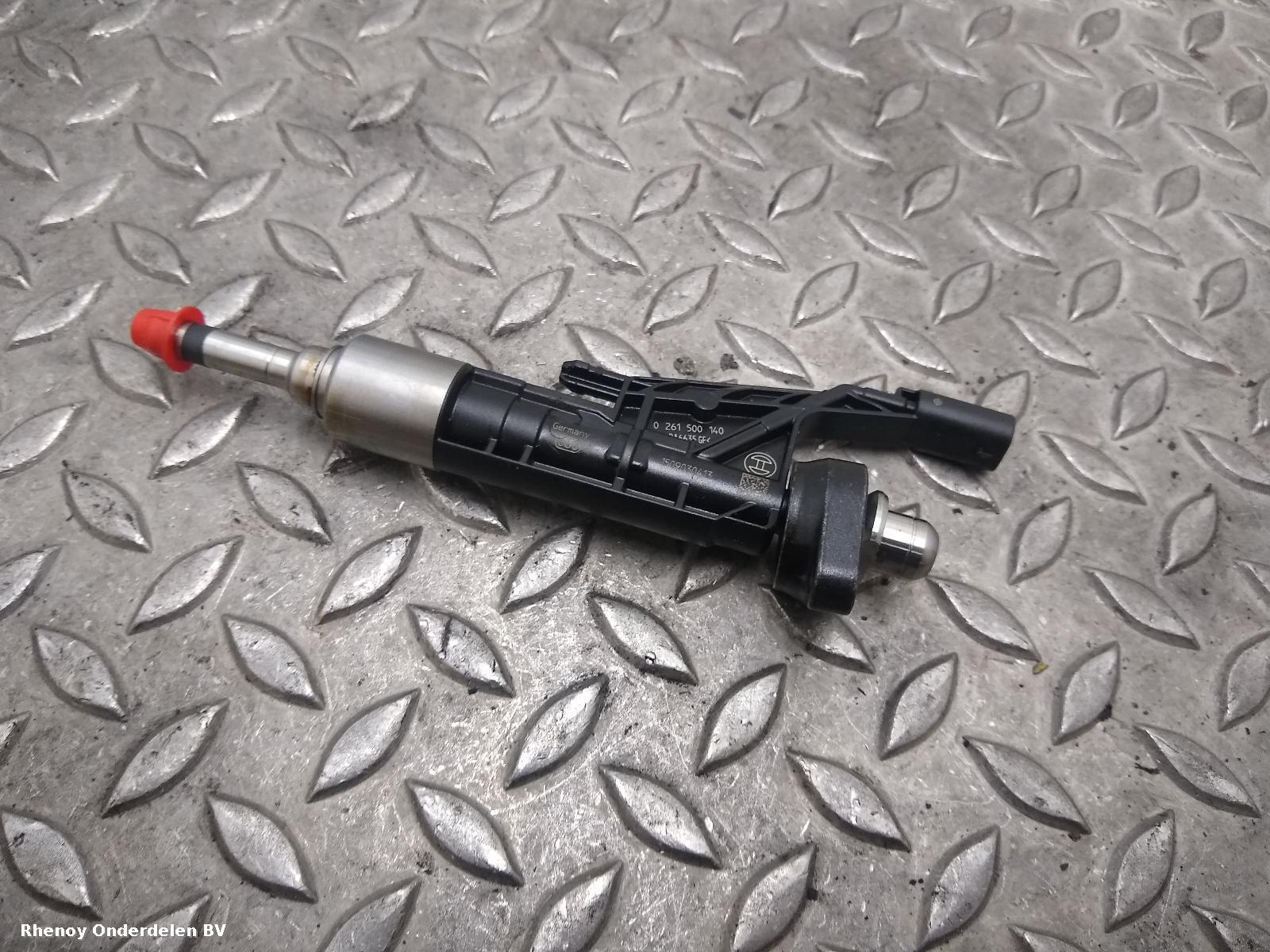 Bekijk Auto-onderdeel BRANDSTOF INJECTOR / VERSTUIVER BMW X2 2017