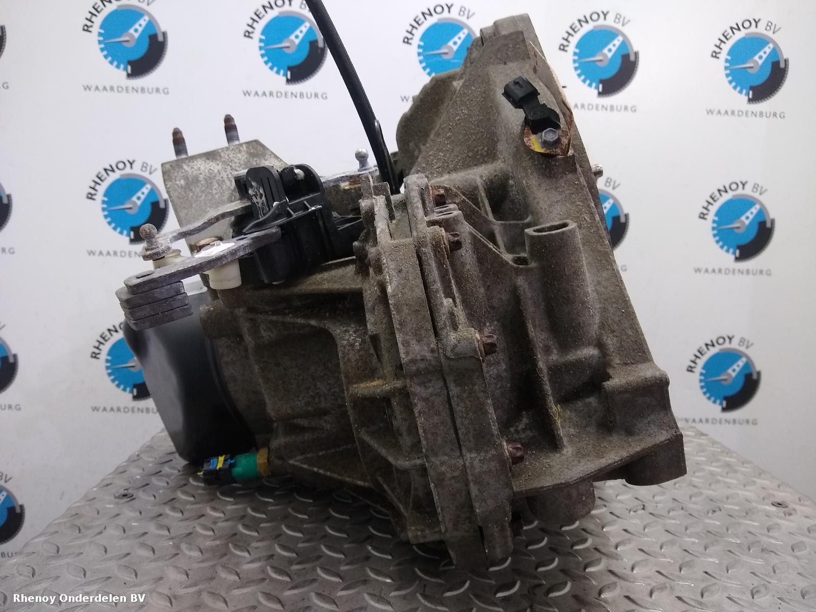2019 DACIA SANDERO STEPWAY TRANSMISSIE / VERSNELLINGSBAK View Auto part TRANSMISSIE / VERSNELLINGSBAK DACIA SANDERO STEPWAY 2019