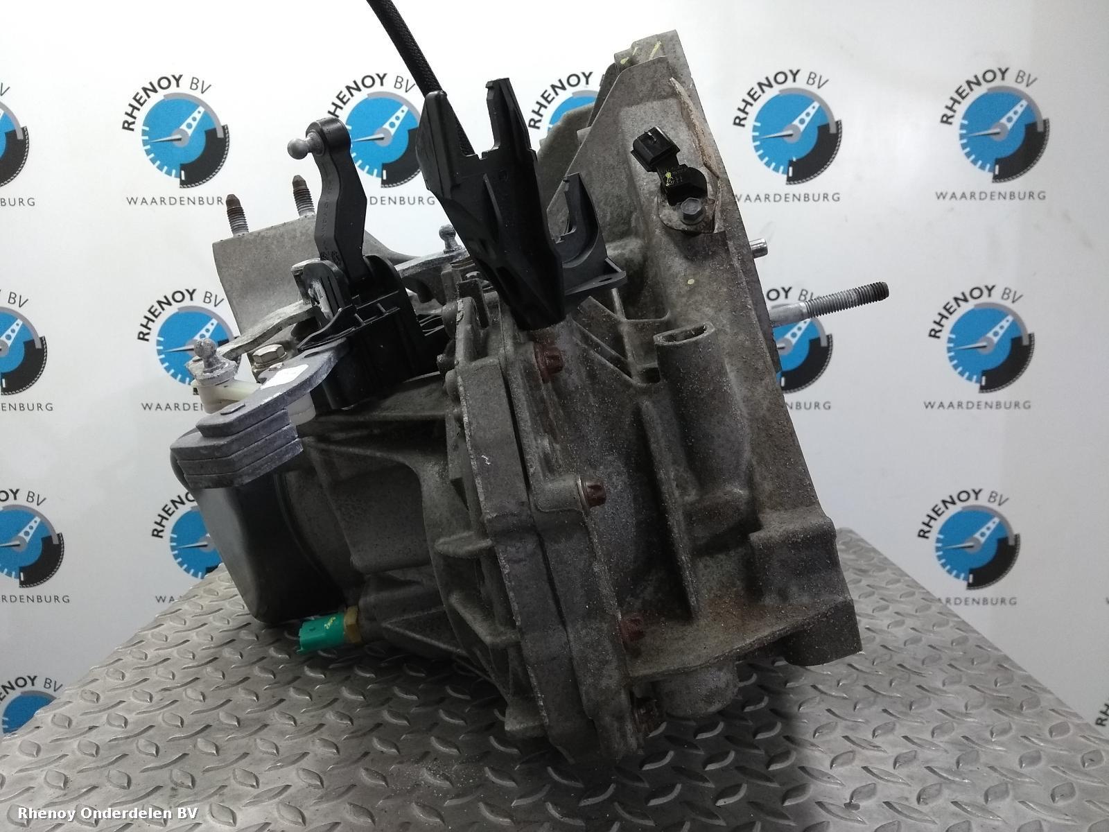 2019 DACIA SANDERO STEPWAY TRANSMISSIE / VERSNELLINGSBAK View Auto part TRANSMISSIE / VERSNELLINGSBAK DACIA SANDERO STEPWAY 2019