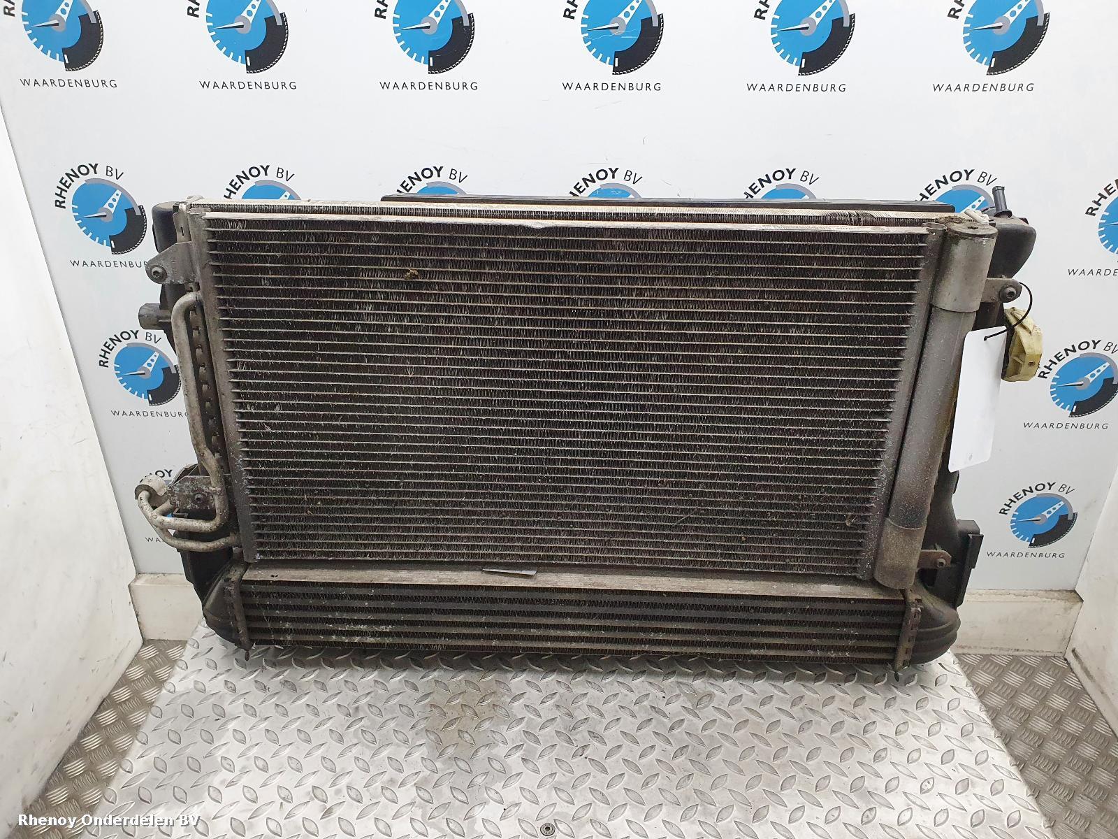 Bekijk Auto-onderdeel KOELERPAKKET SEAT IBIZA 2012