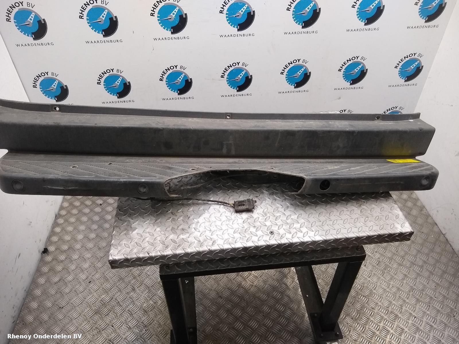 Bekijk Auto-onderdeel BUMPER ACHTER VOLKSWAGEN CRAFTER 2010