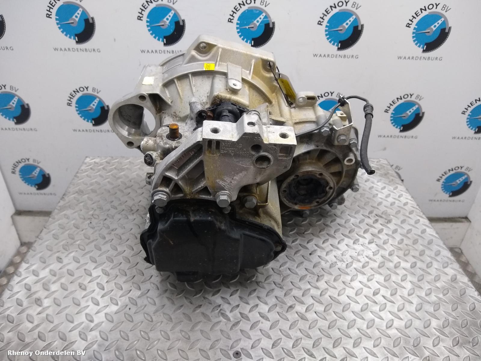 2017 VOLKSWAGEN JETTA TRANSMISSIE / VERSNELLINGSBAK View Auto part TRANSMISSIE / VERSNELLINGSBAK VOLKSWAGEN JETTA 2017