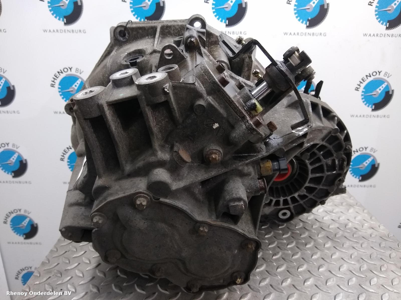 2002 OPEL / VAUXHALL ASTRA TRANSMISSIE / VERSNELLINGSBAK View Auto part TRANSMISSIE / VERSNELLINGSBAK OPEL / VAUXHALL ASTRA 2002