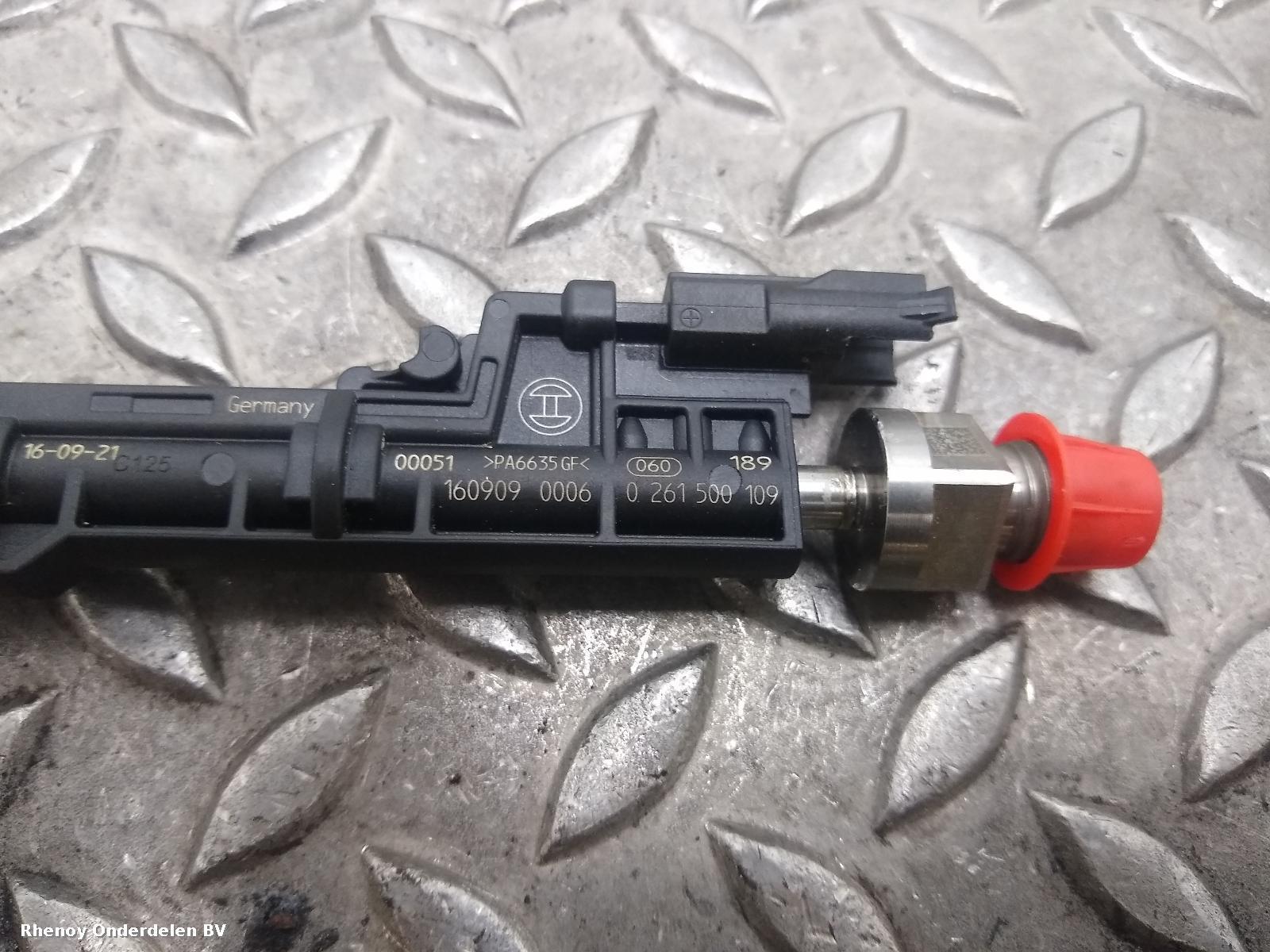 2014 BMW X3 BRANDSTOF INJECTOR / VERSTUIVER View Auto part BRANDSTOF INJECTOR / VERSTUIVER BMW X3 2014