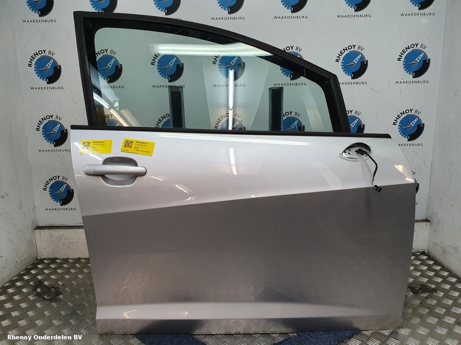 View Auto part R Front Door SEAT IBIZA 2015