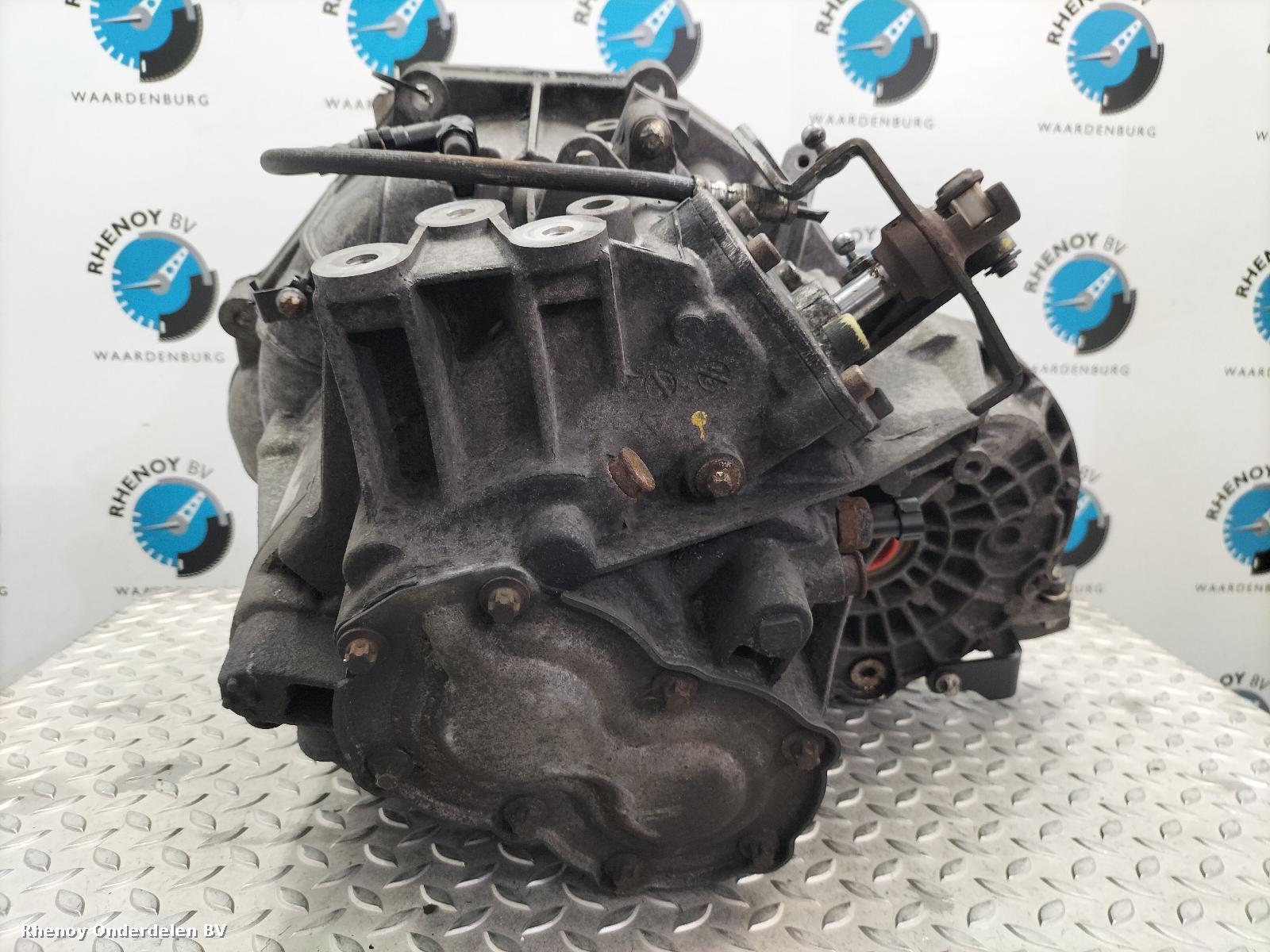 View Auto part TRANSMISSIE / VERSNELLINGSBAK OPEL / VAUXHALL VECTRA 2004