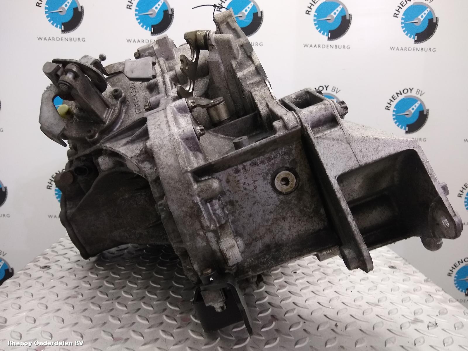 2003 OPEL / VAUXHALL VECTRA TRANSMISSIE / VERSNELLINGSBAK View Auto part TRANSMISSIE / VERSNELLINGSBAK OPEL / VAUXHALL VECTRA 2003