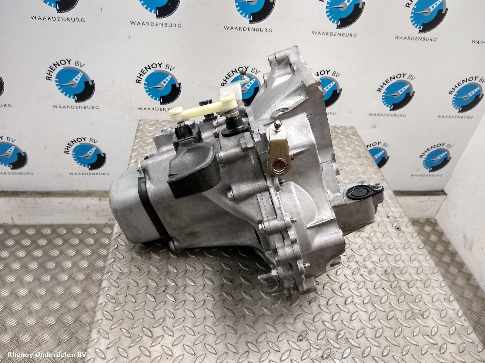 View Auto part TRANSMISSIE / VERSNELLINGSBAK PEUGEOT 208 2017