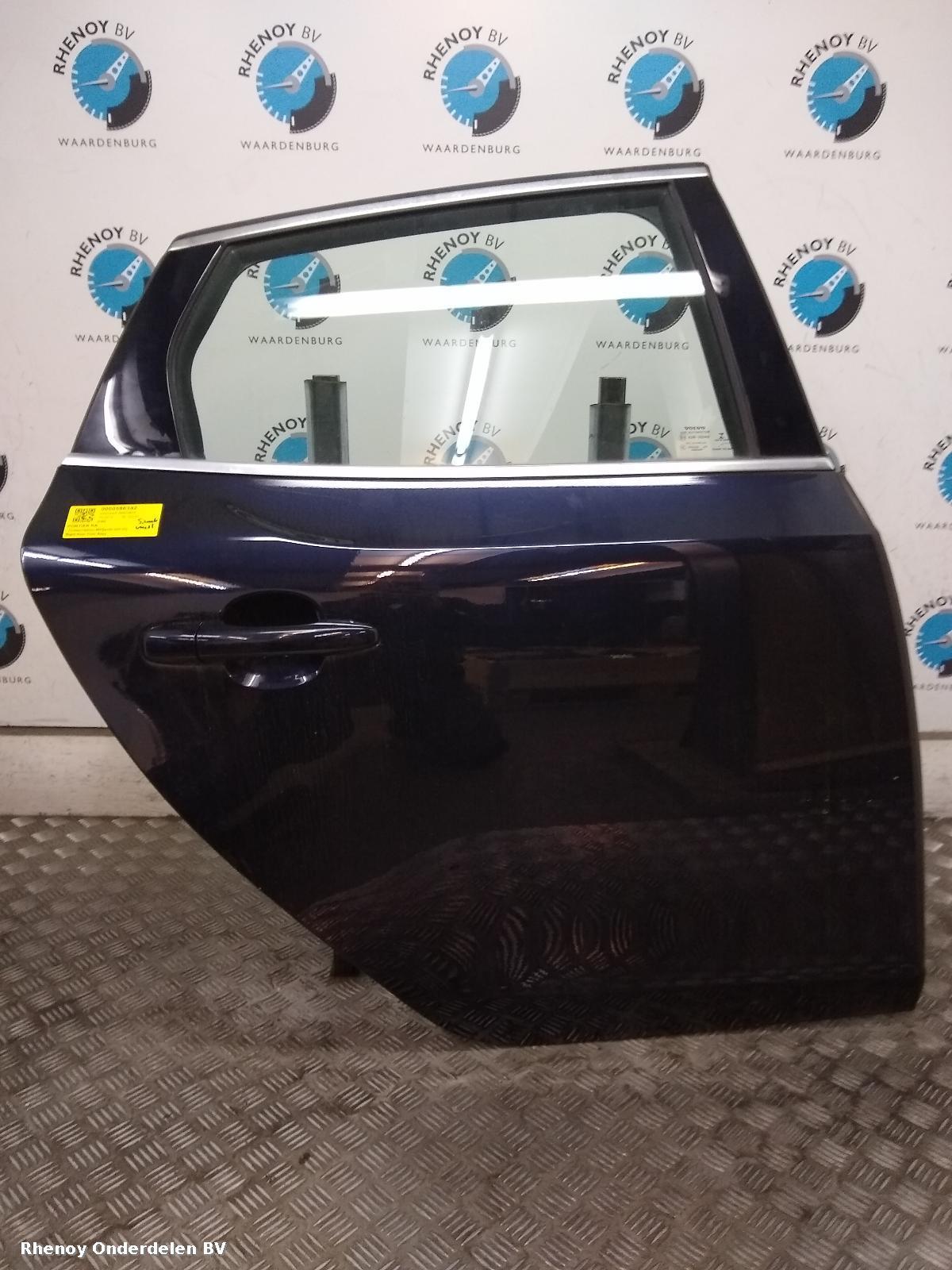 Bekijk Auto-onderdeel PORTIER RA  VOLVO V40 2015
